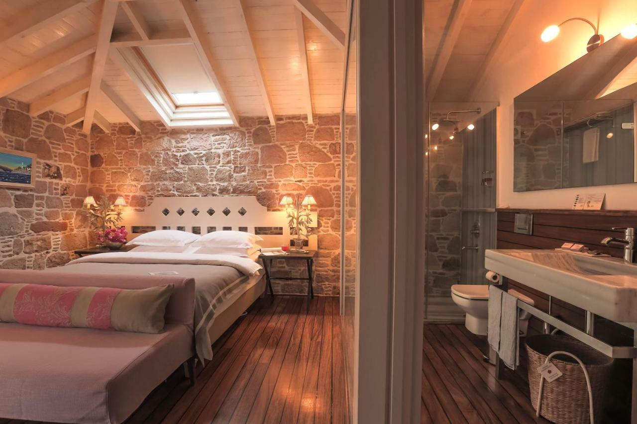 Cunda Lena Otel Ayvalı Eksteriør billede